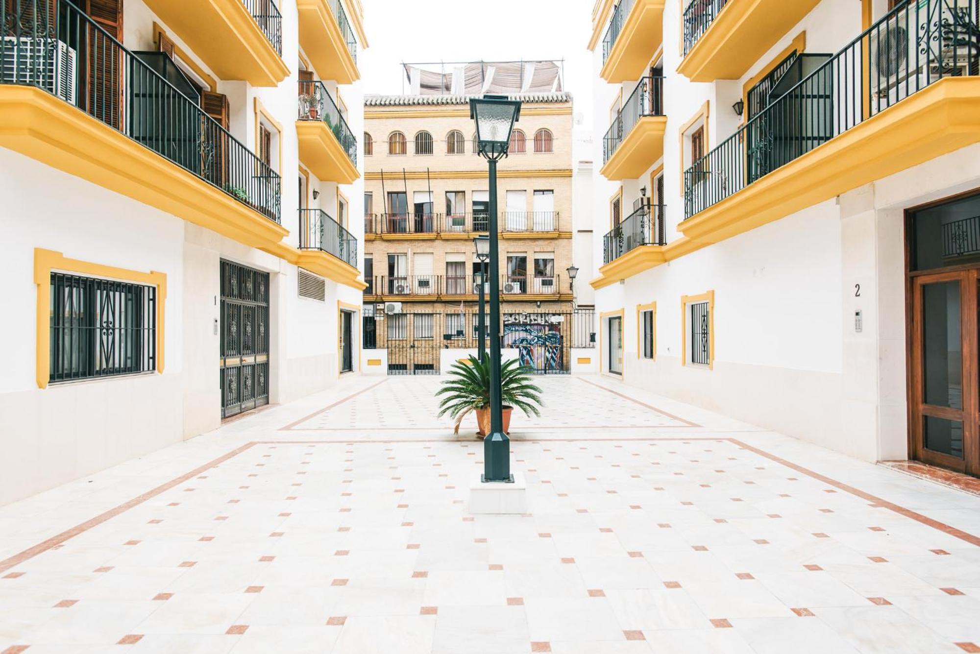 Selecta Apartments Alameda Sevilla Exteriör bild